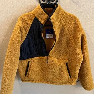 Sherpa Pullover